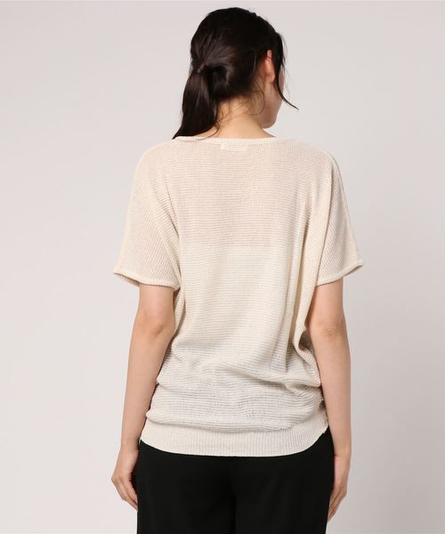 GeeRA(ジーラ)の「ゆるニットプルオーバー(ニット/セーター・レディース・ライトベージュ/ネイビー・LARGE/X-LARGE/SMALL)」の4枚目の写真