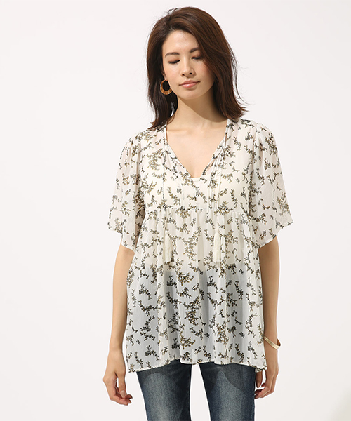 AZUL by moussy(アズールバイマウジー)の「リーフ柄楊柳スキッパーブラウス(シャツ/ブラウス・レディース・ホワイト系その他/ブラック系その他/イエロー系その他・SMALL/MEDIUM)」の8枚目の写真
