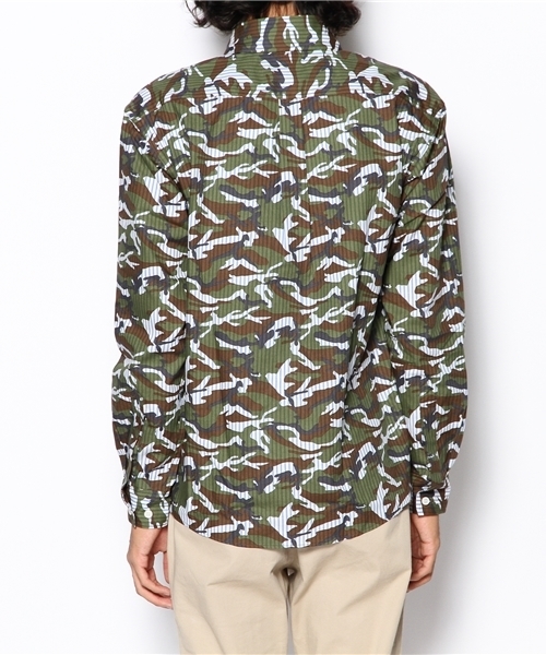 BEAMS(ビームス)の「□INTERFACE / “BLACK HEART” STRIPE CAMO B.D SHIRTS(シャツ/ブラウス・メンズ・ホワイト・MEDIUM/LARGE)」の3枚目の写真