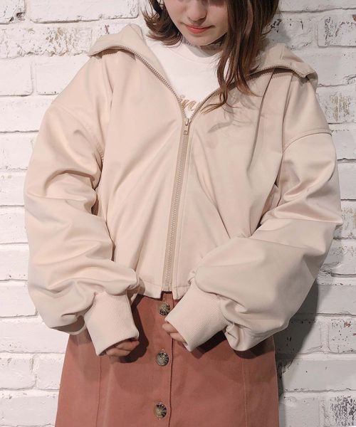 one after another NICE CLAUP（ワンアフターアナザーナイスクラップ）の「ポンチフードアウター（ブルゾン・レディース・アイボリー/ベージュ/カーキ・FREE）」の7枚目の写真