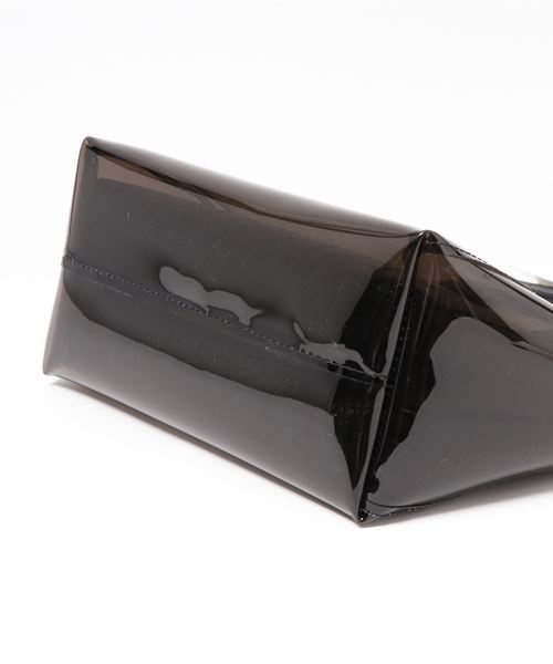 natural couture（ナチュラルクチュール）の「ビニールスクエア持ち手バッグ（ショルダーバッグ・レディース・ブラック/ブラウン/イエロー・FREE）」の5枚目の写真