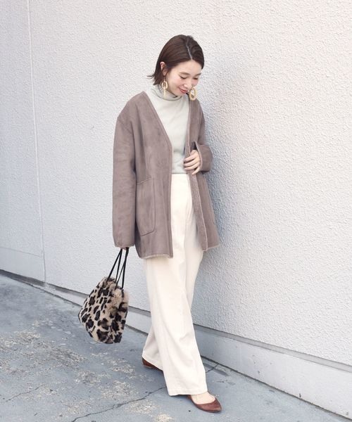 SHIPS(シップス)の「リバーシブルフェイクムートンコート◇(その他アウター・レディース・ブラウン/ベージュ・ONE SIZE)」の20枚目の写真