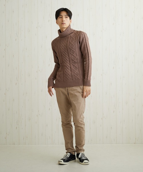 VIBGYOR(ヴィブジョー)の「VIBGYOR Select/ケーブル編タートルネックニット(BL)(ニット/セーター・メンズ・ブラック/ネイビー/ブラウン/レッド/アイボリー/ホワイト系その他/ブラック系その他/杢グレー/グレー系その他/ベージュ系その他/ブルー系その他/パープル系その他/ワイン/ブラック系その他2/キャメル・MEDIUM/LARGE/X-LARGE)」の20枚目の写真