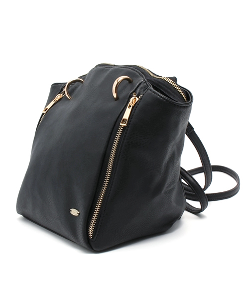 Chico（チコ）の「合皮3WAYショルダーBAG（バックパック/リュック・レディース・ブラック・FREE）」の11枚目の写真