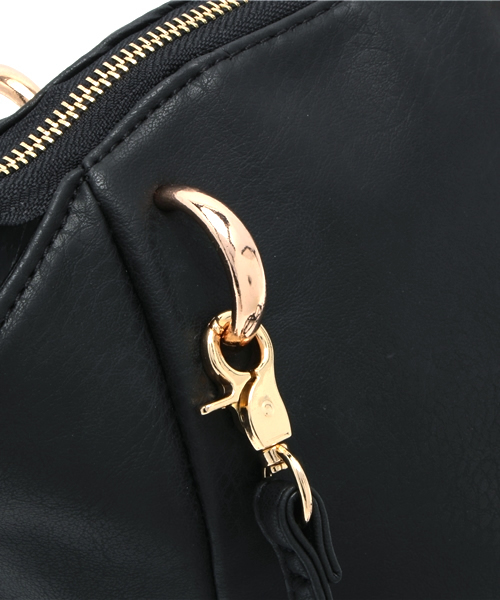 Chico（チコ）の「合皮3WAYショルダーBAG（バックパック/リュック・レディース・ブラック・FREE）」の9枚目の写真