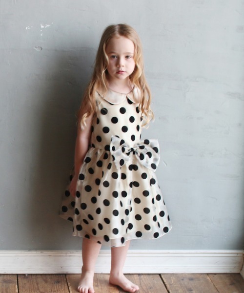Rora(ローラ)の「ミラ ドット ドレスワンピース(2color)(ドレス・キッズ・ブラック/シャンパン・130cm/140cm/90cm/110cm/100cm/120cm)」の3枚目の写真