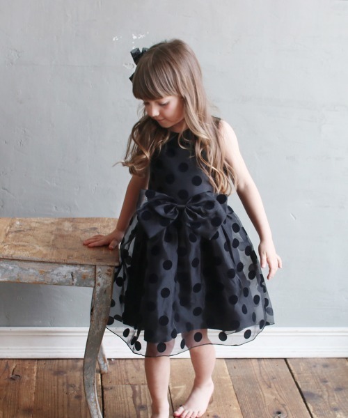 Rora(ローラ)の「ミラ ドット ドレスワンピース(2color)(ドレス・キッズ・ブラック/シャンパン・130cm/140cm/90cm/110cm/100cm/120cm)」の13枚目の写真