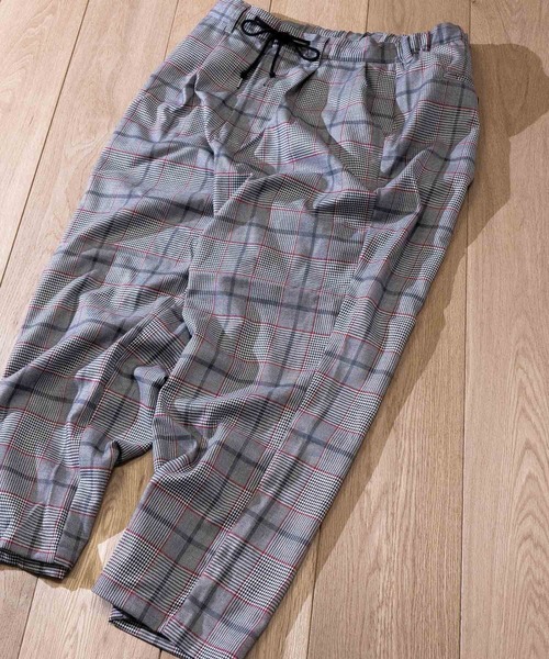 JOHN'S CLOSET(ジョンズクローゼット)の「【i】チェック柄ワイドパンツ(その他パンツ・メンズ・グレー/ベージュ・MEDIUM/X-LARGE/LARGE)」の3枚目の写真