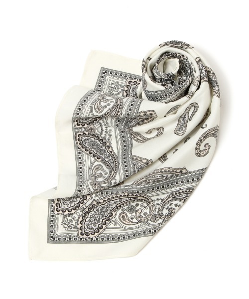 PAGEBOY（ページボーイ）の「モードペイズリースカーフ（ストール/ショール・レディース・ブラック/ブルー系その他5/オフホワイト・FREE）」の6枚目の写真