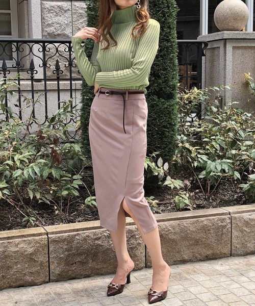 Julia Boutique(ジュリアブティック)の「ネックが選べるベーシックリブニットトップス/20510(ニット/セーター・レディース・ホワイト系その他/ブラック系その他/ベージュ系その他/レッド系その他/ホワイト系その他2/ブラック系その他2/ベージュ系その他2/レッド系その他2/ブラウン系その他/パープル系その他2/ブラウン系その他2/パープル系その他/グリーン系その他/ベージュ系1/ベージュ系2/イエロー系その他/グリーン系その他2/イエロー系その他2・ONE)」の22枚目の写真