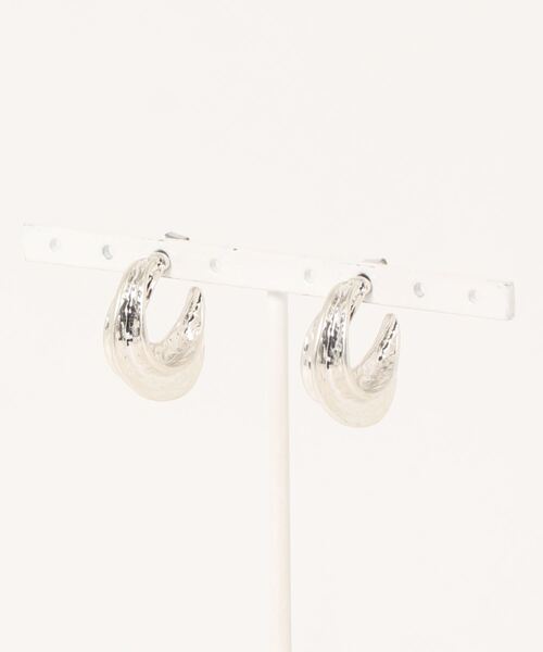 Shirmie(シェルミー)の「【Shirmie】デザインピアス(ピアス(両耳用)・レディース・シルバー系その他3/ゴールド系その他6/シルバー系その他6/ゴールド系その他/ゴールド系その他4/シルバー系その他/ゴールド系その他3/シルバー系その他2/ゴールド系その他5/シルバー系その他5/ゴールド系その他2/シルバー系その他4・FREE)」の6枚目の写真