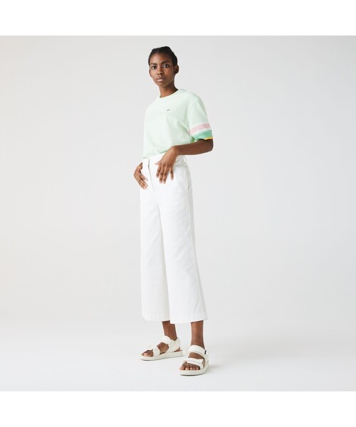 LACOSTE(ラコステ)の「コットンツイルワイドクロップパンツ(その他パンツ・レディース・ホワイト/モスグリーン・40/38/36/34)」の1枚目の写真