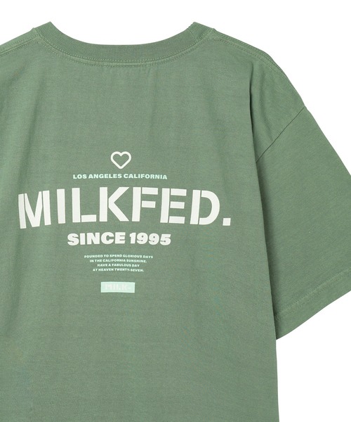 MILKFED.(ミルクフェド)の「S/S TEE EMBROIDERED BAR AND HEART/バックプリント ロゴ半袖Tシャツ(Tシャツ/カットソー・レディース・ライトパープル/ベージュ/ライトピンク/グリーン/ホワイト/チャコールグレー/オフホワイト/ブラック・MEDIUM/SMALL)」の6枚目の写真