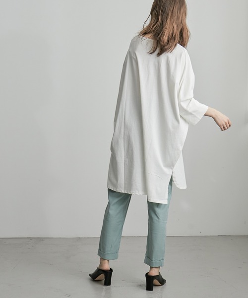 Fashion Letter（ファッションレター）の「ラウンドネックチュニック（Tシャツ/カットソー・レディース・グレイッシュベージュ/ブラック/オフホワイト・M/4L/LL）」の20枚目の写真