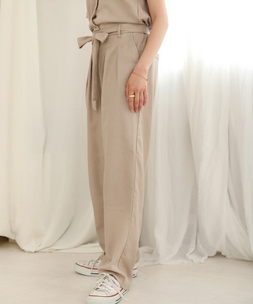 Bab（バブ）の「【WEB限定】オープンカラージャンプスーツ（つなぎ/オールインワン・レディース・ブラック/ベージュ/ナチュラル・38）」の4枚目の写真