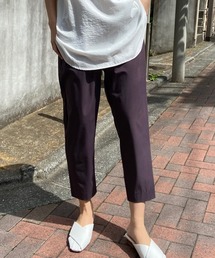 1タックテーパードパンツ