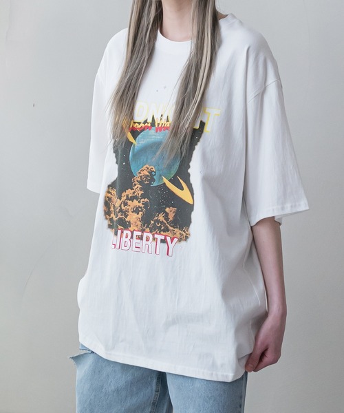 UNE MANSION（ユヌマンション）の「ミッドナイトプリント半袖Tシャツ（Tシャツ/カットソー・レディース・ベージュ/アイボリー/ブラック・FREE）」の16枚目の写真