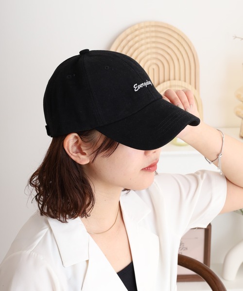 FUNALIVE（ファンアライブ）の「RUCCHE　刺繍CAP（キャップ・メンズ・ベージュ/アイボリー/ブラック/ブラック系その他3/ネイビー/グリーン系その他/グリーン/ブルー/ブルー系その他3/ブラック系その他2/ブラック系その他/ブラック系その他4/グレー系その他/ブルー系その他/ブルー系その他2/ベージュ系その他3/ホワイト系その他/レッド/ベージュ系その他4/ホワイト/ピンク/グレー/ベージュ系その他2/ベージュ系その他/イエロー/オリーブ/サックスブルー/ブラウン/ピンク系/レッド系/アイボリー系4/オリーブ系/ネイビー系/ネイビー系1/ネイビー系2/ネイビー系3/ブラック系1/ライトグレー系/ブラウン系/アイボリー系1/アイボリー系2/アイボリー系3/ベージュ系その他6/ベージュ系その他7/ブルー系その他4/ブラック系/ブラック系その他7/グレー系その他2/ベージュ系その他5/ホワイト系その他2/ブラック系その他5/ブラック系その他6/ワイン/チャコール/レッド系その他/グレー系その他3・FREE/F）」の13枚目の写真