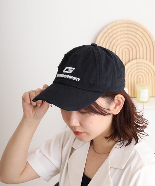 FUNALIVE（ファンアライブ）の「RUCCHE　刺繍CAP（キャップ・メンズ・ベージュ/アイボリー/ブラック/ブラック系その他3/ネイビー/グリーン系その他/グリーン/ブルー/ブルー系その他3/ブラック系その他2/ブラック系その他/ブラック系その他4/グレー系その他/ブルー系その他/ブルー系その他2/ベージュ系その他3/ホワイト系その他/レッド/ベージュ系その他4/ホワイト/ピンク/グレー/ベージュ系その他2/ベージュ系その他/イエロー/オリーブ/サックスブルー/ブラウン/ピンク系/レッド系/アイボリー系4/オリーブ系/ネイビー系/ネイビー系1/ネイビー系2/ネイビー系3/ブラック系1/ライトグレー系/ブラウン系/アイボリー系1/アイボリー系2/アイボリー系3/ベージュ系その他6/ベージュ系その他7/ブルー系その他4/ブラック系/ブラック系その他7/グレー系その他2/ベージュ系その他5/ホワイト系その他2/ブラック系その他5/ブラック系その他6/ワイン/チャコール/レッド系その他/グレー系その他3・FREE/F）」の14枚目の写真