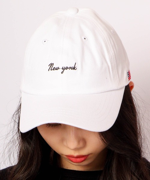 FUNALIVE（ファンアライブ）の「RUCCHE　刺繍CAP（キャップ・メンズ・ベージュ/アイボリー/ブラック/ブラック系その他3/ネイビー/グリーン系その他/グリーン/ブルー/ブルー系その他3/ブラック系その他2/ブラック系その他/ブラック系その他4/グレー系その他/ブルー系その他/ブルー系その他2/ベージュ系その他3/ホワイト系その他/レッド/ベージュ系その他4/ホワイト/ピンク/グレー/ベージュ系その他2/ベージュ系その他/イエロー/オリーブ/サックスブルー/ブラウン/ピンク系/レッド系/アイボリー系4/オリーブ系/ネイビー系/ネイビー系1/ネイビー系2/ネイビー系3/ブラック系1/ライトグレー系/ブラウン系/アイボリー系1/アイボリー系2/アイボリー系3/ベージュ系その他6/ベージュ系その他7/ブルー系その他4/ブラック系/ブラック系その他7/グレー系その他2/ベージュ系その他5/ホワイト系その他2/ブラック系その他5/ブラック系その他6/ワイン/チャコール/レッド系その他/グレー系その他3・FREE/F）」の4枚目の写真