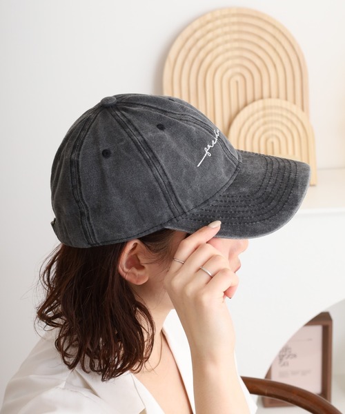 FUNALIVE（ファンアライブ）の「RUCCHE　刺繍CAP（キャップ・メンズ・ベージュ/アイボリー/ブラック/ブラック系その他3/ネイビー/グリーン系その他/グリーン/ブルー/ブルー系その他3/ブラック系その他2/ブラック系その他/ブラック系その他4/グレー系その他/ブルー系その他/ブルー系その他2/ベージュ系その他3/ホワイト系その他/レッド/ベージュ系その他4/ホワイト/ピンク/グレー/ベージュ系その他2/ベージュ系その他/イエロー/オリーブ/サックスブルー/ブラウン/ピンク系/レッド系/アイボリー系4/オリーブ系/ネイビー系/ネイビー系1/ネイビー系2/ネイビー系3/ブラック系1/ライトグレー系/ブラウン系/アイボリー系1/アイボリー系2/アイボリー系3/ベージュ系その他6/ベージュ系その他7/ブルー系その他4/ブラック系/ブラック系その他7/グレー系その他2/ベージュ系その他5/ホワイト系その他2/ブラック系その他5/ブラック系その他6/ワイン/チャコール/レッド系その他/グレー系その他3・FREE/F）」の10枚目の写真