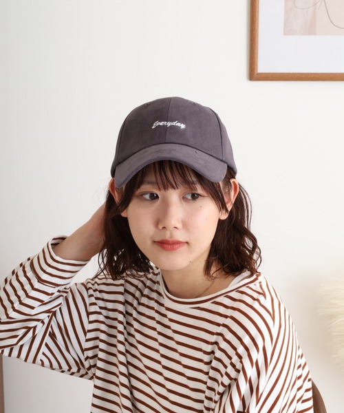 FUNALIVE（ファンアライブ）の「RUCCHE　刺繍CAP（キャップ・メンズ・ベージュ/アイボリー/ブラック/ブラック系その他3/ネイビー/グリーン系その他/グリーン/ブルー/ブルー系その他3/ブラック系その他2/ブラック系その他/ブラック系その他4/グレー系その他/ブルー系その他/ブルー系その他2/ベージュ系その他3/ホワイト系その他/レッド/ベージュ系その他4/ホワイト/ピンク/グレー/ベージュ系その他2/ベージュ系その他/イエロー/オリーブ/サックスブルー/ブラウン/ピンク系/レッド系/アイボリー系4/オリーブ系/ネイビー系/ネイビー系1/ネイビー系2/ネイビー系3/ブラック系1/ライトグレー系/ブラウン系/アイボリー系1/アイボリー系2/アイボリー系3/ベージュ系その他6/ベージュ系その他7/ブルー系その他4/ブラック系/ブラック系その他7/グレー系その他2/ベージュ系その他5/ホワイト系その他2/ブラック系その他5/ブラック系その他6/ワイン/チャコール/レッド系その他/グレー系その他3・FREE/F）」の19枚目の写真