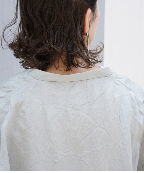 DROIT BELLO（ドロイトベロ）の「DROIT BELLO（ドロイトベロ）アセテートシャツジャケット（シャツ/ブラウス・レディース・ブラック/ミント・FREE）」の4枚目の写真