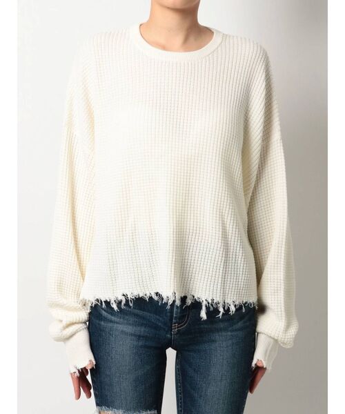 GYDA（ジェイダ）の「ダメージワッフルドルマンニット TOPS（ニット/セーター・レディース・ブラック/オフホワイト/その他1・FREE）」の5枚目の写真