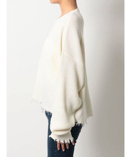 GYDA（ジェイダ）の「ダメージワッフルドルマンニット TOPS（ニット/セーター・レディース・ブラック/オフホワイト/その他1・FREE）」の6枚目の写真