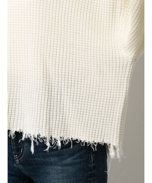 GYDA（ジェイダ）の「ダメージワッフルドルマンニット TOPS（ニット/セーター・レディース・ブラック/オフホワイト/その他1・FREE）」の10枚目の写真