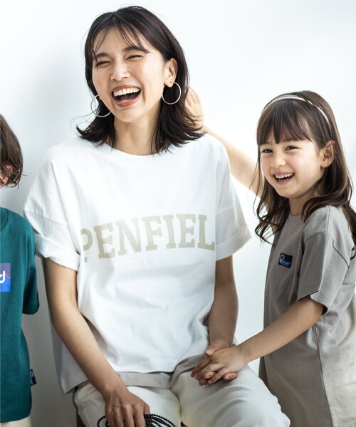 PENFIELD USA(ペンフィールドユーエスエー)の「◆【PENFIELD/ペンフィールド】ロゴTシャツ(Tシャツ/カットソー・レディース・チャコールグレー/オフホワイト/モスグリーン・11/12)」の1枚目の写真