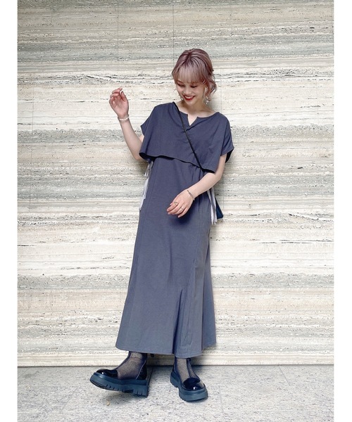 JUMELLE（ジュメロ）の「Tシャツワンピース（ワンピース・レディース・ベージュ/チャコール・SMALL/MEDIUM）」の22枚目の写真