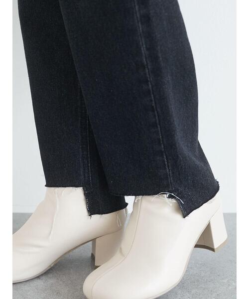 Green　Parks（グリーンパークス）の「カットオフテーパードデニム＊（デニムパンツ・レディース・ブラック/インディゴブルー・S/M/L）」の4枚目の写真