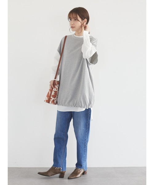 Green　Parks（グリーンパークス）の「カットオフテーパードデニム＊（デニムパンツ・レディース・ブラック/インディゴブルー・S/M/L）」の3枚目の写真