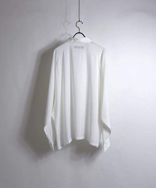 Confirm(コンファーム)の「Confirm / コンファーム LS刺繍ラグランビッグシャツ(シャツ/ブラウス・メンズ・ホワイト/ブラック/レッド/グリーン・M/L)」の7枚目の写真