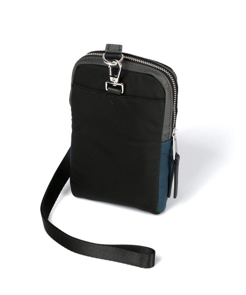 Paul Smith（ポールスミス）の「ナイロンカラーブロッキング ネックポーチ / 883818 P411（ポーチ・メンズ・ライトブルー/ブラック/ネイビー・FREE）」の10枚目の写真