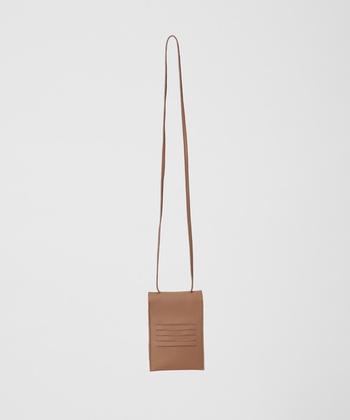 Arnold Palmer（アーノルドパーマー）の「フェイクレザー シェア マルチケース（ショルダーバッグ・レディース・ブラウン/ベージュ/ブラック/イエロー・ﾌﾘ-）」の10枚目の写真