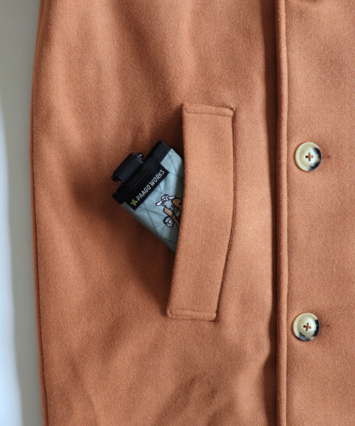 And A（アンドエー）の「AlexanderLeeChang アレキサンダーリーチャン / SAKASAMA LONG P COAT オーバーサイズ サカサマロングピーコート / AC032106（ピーコート・メンズ・グレー/ネイビー/ベージュ・2/3）」の7枚目の写真