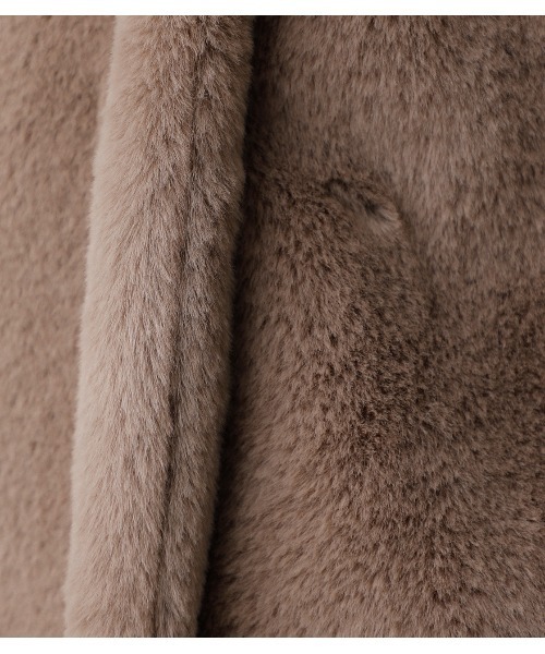 AZUL by moussy（アズールバイマウジー）の「FLUFFY HOODIE SHORT COAT/フラッフィーフーディーショートコート（その他アウター・レディース・アイボリー/ブラック/ベージュ/グレー・SMALL/MEDIUM）」の13枚目の写真