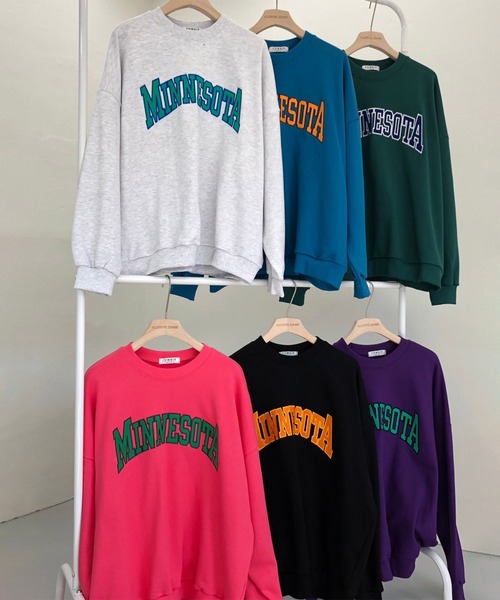 NO NEED(ノーニード)の「カレッジ刺繍ロゴカラースウェットプルオーバー /オーバーサイズ/ビッグシルエット/カレッジロゴ/(スウェット・メンズ・ブラック/グリーン/パープル/ブルー/ホワイト/ピンク・フリ-)」の8枚目の写真