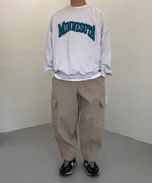 NO NEED(ノーニード)の「カレッジ刺繍ロゴカラースウェットプルオーバー /オーバーサイズ/ビッグシルエット/カレッジロゴ/(スウェット・メンズ・ブラック/グリーン/パープル/ブルー/ホワイト/ピンク・フリ-)」の9枚目の写真