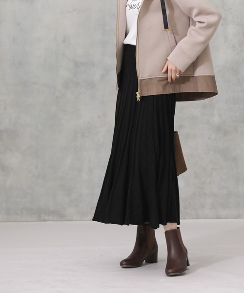 Gready Brilliant（グレディブリリアン）の「ニットプリーツフレアスカート（スカート・レディース・ブラック/ライトベージュ・38）」の22枚目の写真