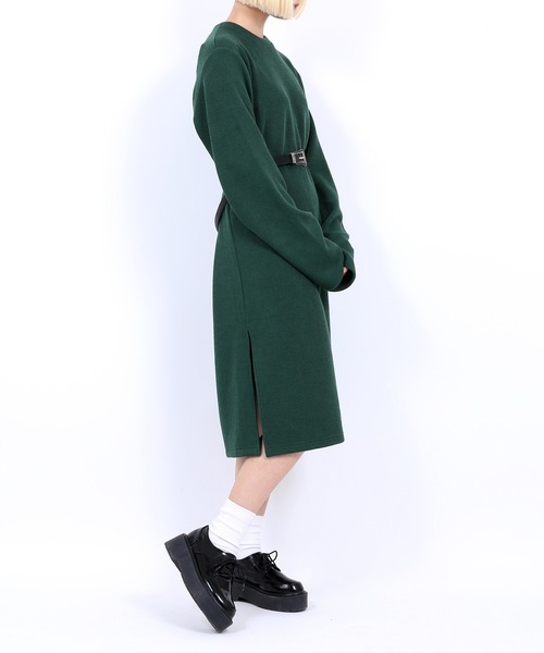 PUNYUS（プニュズ）の「スリットニットワンピース（ワンピース・レディース・グリーン/ブラウン/ブラック/パープル・1/4/2/3）」の7枚目の写真