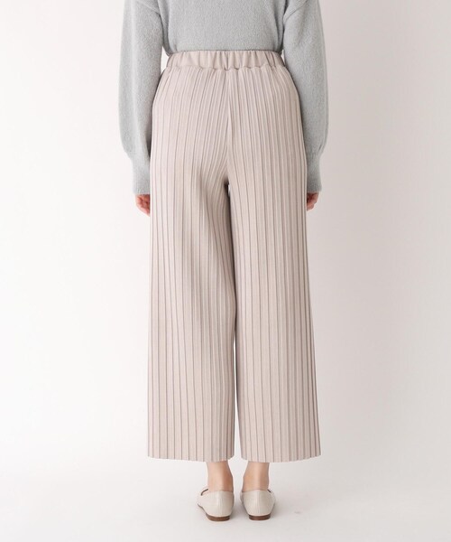 Cutie Blonde（キューティーブロンド）の「◆【S-L】ポンチスエード調プリーツワイドパンツ（その他パンツ・レディース・ライトグレー/ブラック/ダークブラウン・01/02/03）」の4枚目の写真