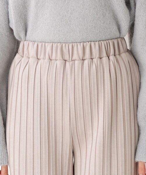 Cutie Blonde（キューティーブロンド）の「◆【S-L】ポンチスエード調プリーツワイドパンツ（その他パンツ・レディース・ライトグレー/ブラック/ダークブラウン・01/02/03）」の11枚目の写真