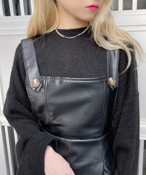 Figments（フィグメンツ）の「フェイクレザージャンパースカート（ジャンパースカート・レディース・ブラック/オフホワイト・FREE）」の11枚目の写真