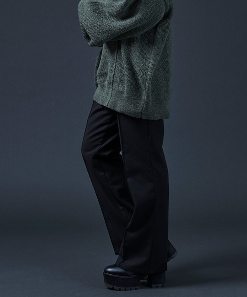 Ellno Loset（エルノロゼット）の「AWセンタープレスフレアパンツ/セットアップ対応（スラックス・メンズ・ダークパープル/ダークグリーン/ブラック・MEDIUM/LARGE）」の6枚目の写真