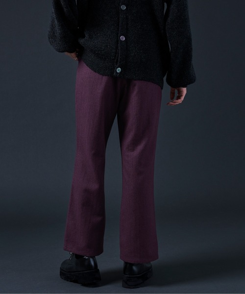 Ellno Loset（エルノロゼット）の「AWセンタープレスフレアパンツ/セットアップ対応（スラックス・メンズ・ダークパープル/ダークグリーン/ブラック・MEDIUM/LARGE）」の21枚目の写真