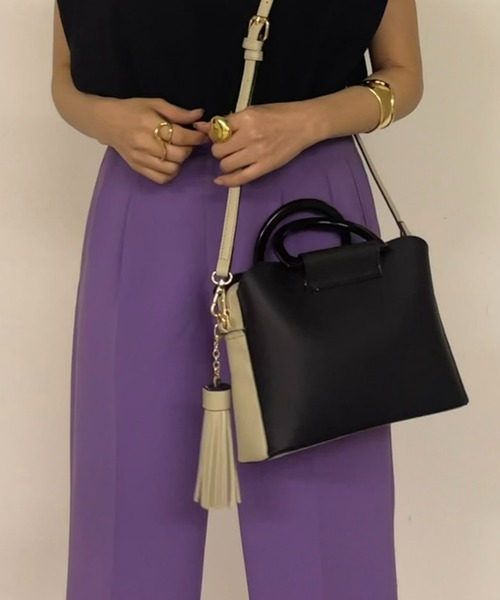 AIC.（エーアイシー）の「【再入荷】タッセル付きショルダーミニバッグ（ショルダーバッグ・レディース・ブラック/オフホワイト/ピンク/ブルー・FREE）」の15枚目の写真
