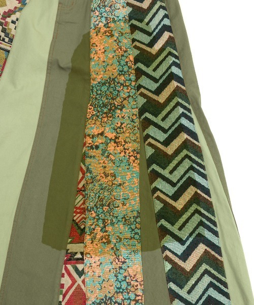 チチカカ(チチカカ)の「リメイクパッチスカート(スカート・レディース・ブルー/カーキ/アイボリー・LARGE/MEDIUM)」の19枚目の写真